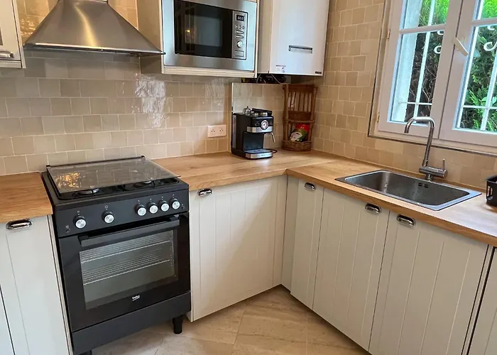 Appartement Rdc Avec Jardin Au Coeur De Barbizon 2 A 6 Personnes