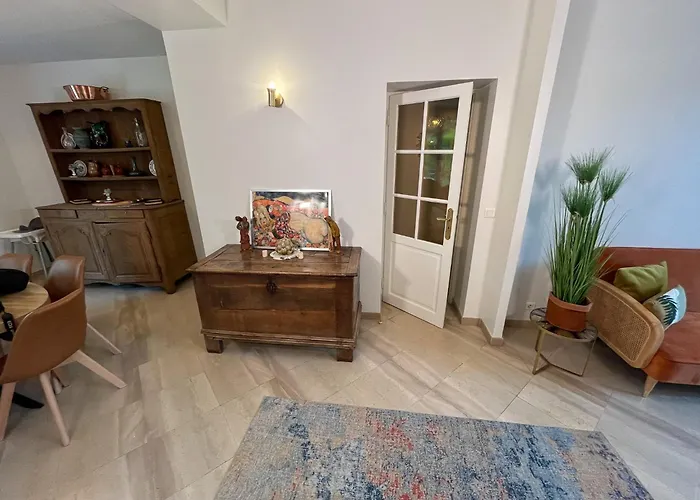 Appartement Rdc Avec Jardin Au Coeur De Barbizon 2 A 6 Personnes